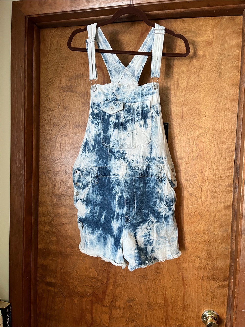 Absolutely adorable denim overalls shorts Size 2XL